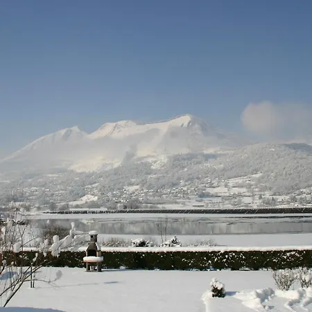 拉克小屋假日公园 4*