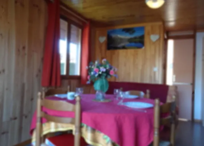 假日公园 拉克小屋假日公园